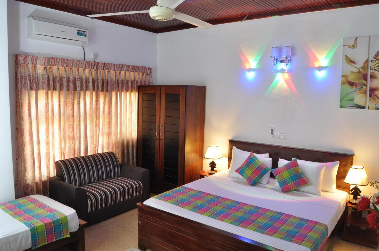 Guest Ryan Hotel Katunayaka Bagian luar foto