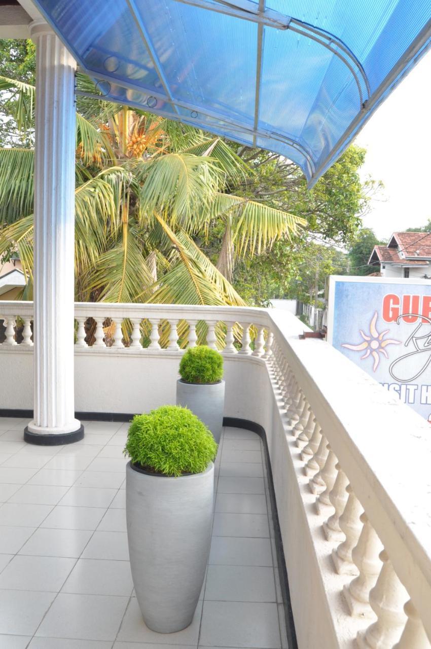 Guest Ryan Hotel Katunayaka Bagian luar foto